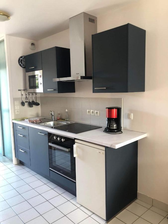 Anselme, F2 Duplex Avec Cour Commune Et Proche De La Mer ,2 Ver-sur-Mer Esterno foto